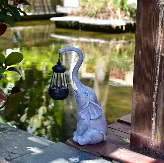 Elefantino della Luce - Statuetta da Giardino in Resina
